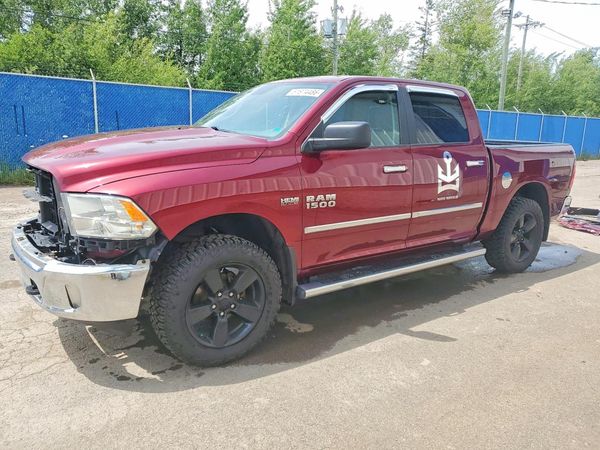 2017 RAM 1500 SLT CREW CAB 4X4