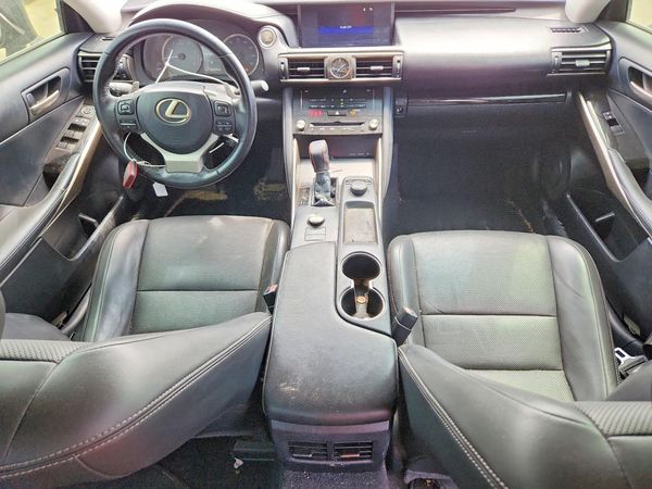 2018 LEXUS IS 300