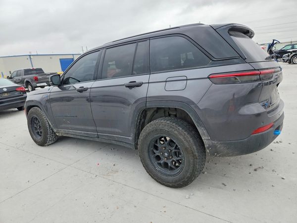 2022 JEEP CHEROKEE Trailhawk 4XE — DSRA
