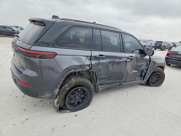 2022 JEEP CHEROKEE Trailhawk 4XE — PSRA