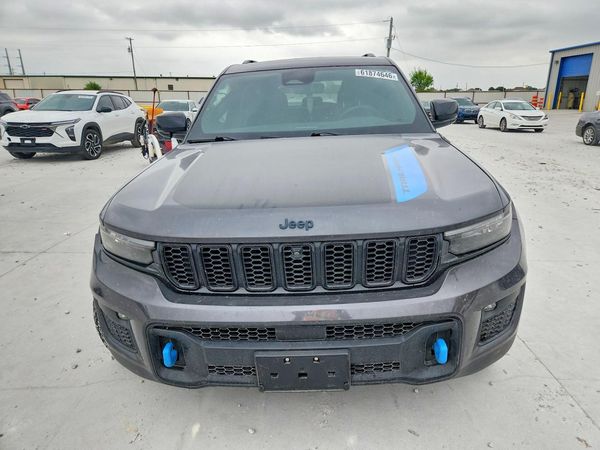 2022 JEEP CHEROKEE Trailhawk 4XE — DIRF
