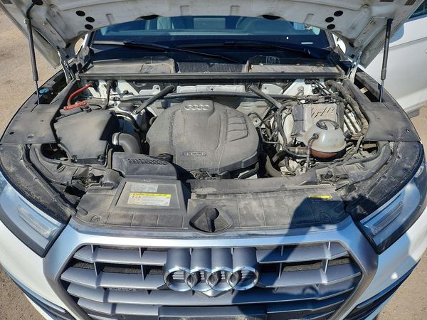 2018 AUDI Q5 quattro Premium Plus