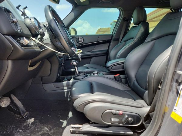 2019 MINI COOPER