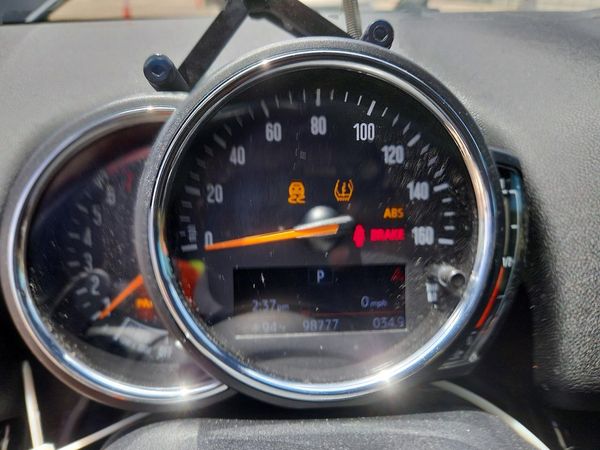 2019 MINI COOPER
