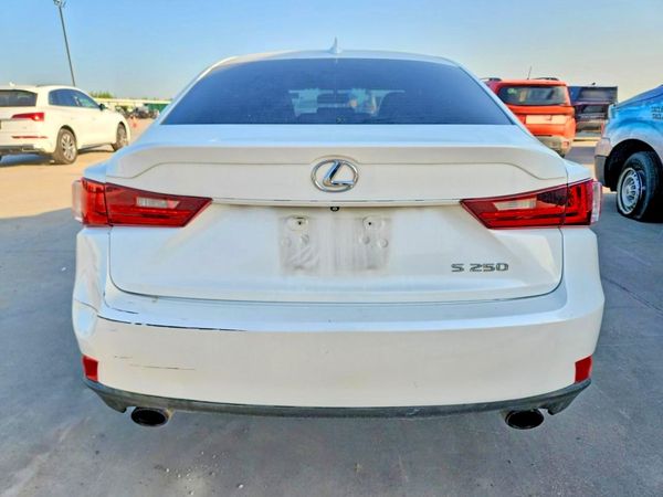 2015 LEXUS IS 250