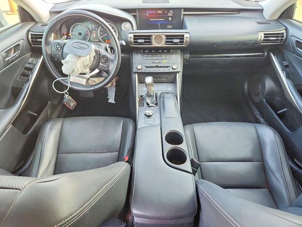 2015 LEXUS IS 250
