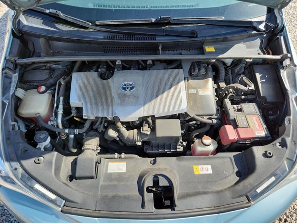 2016 TOYOTA PRIUS