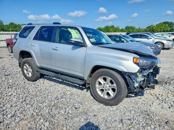 2023 TOYOTA 4RUNNER SR5 Prem