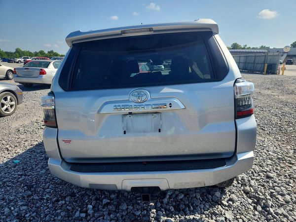 2023 TOYOTA 4RUNNER SR5 Prem