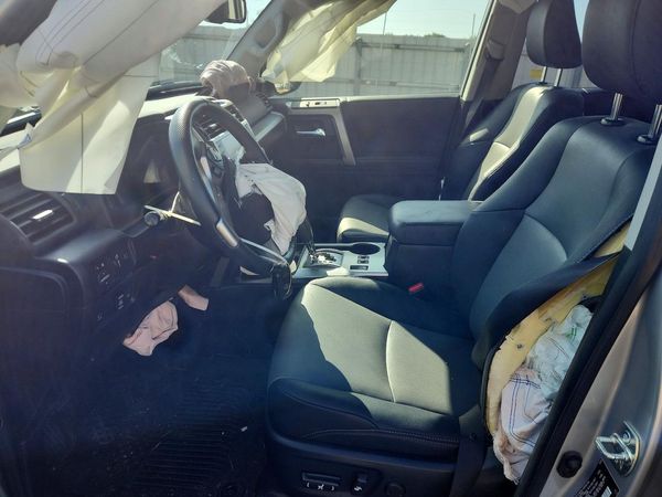 2023 TOYOTA 4RUNNER SR5 Prem