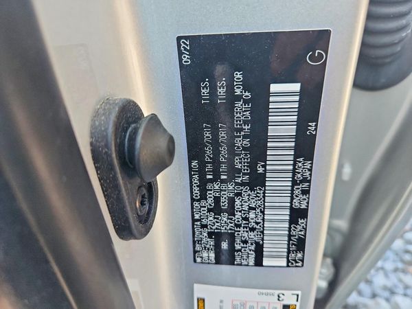 2023 TOYOTA 4RUNNER SR5 Prem