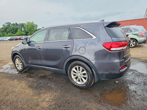 2016 KIA SORENTO L / LX