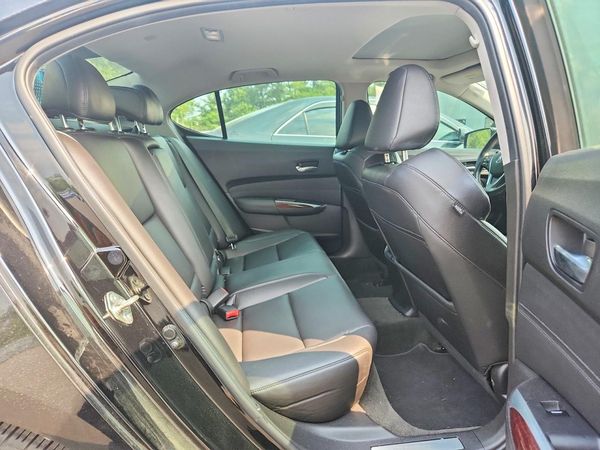 2015 ACURA TLX Base