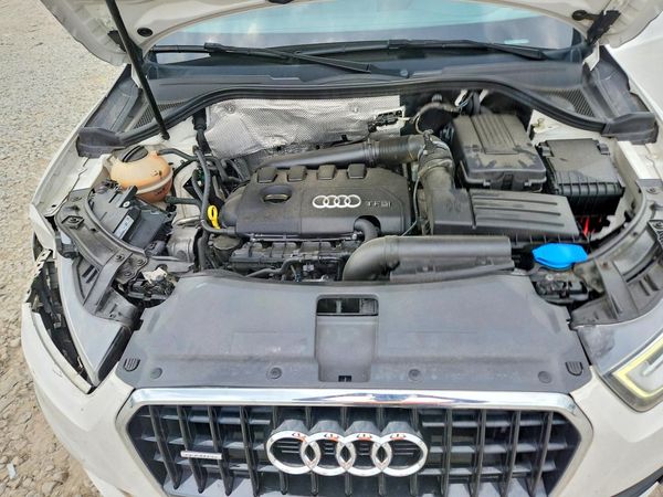 2015 AUDI Q3 quattro Prestige