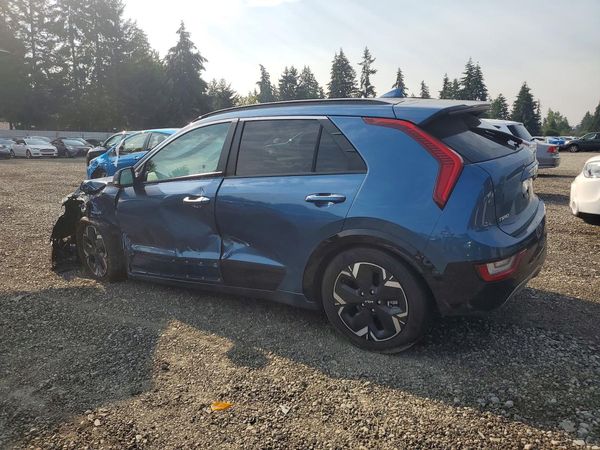 2023 KIA NIRO