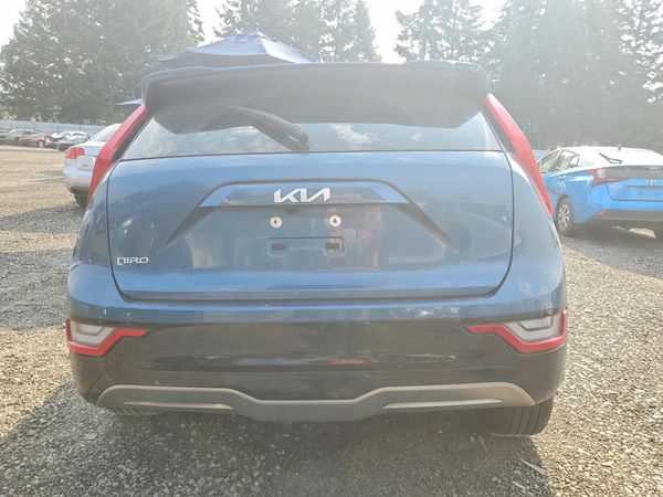 2023 KIA NIRO