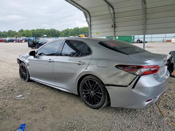 2022 TOYOTA CAMRY XSE
