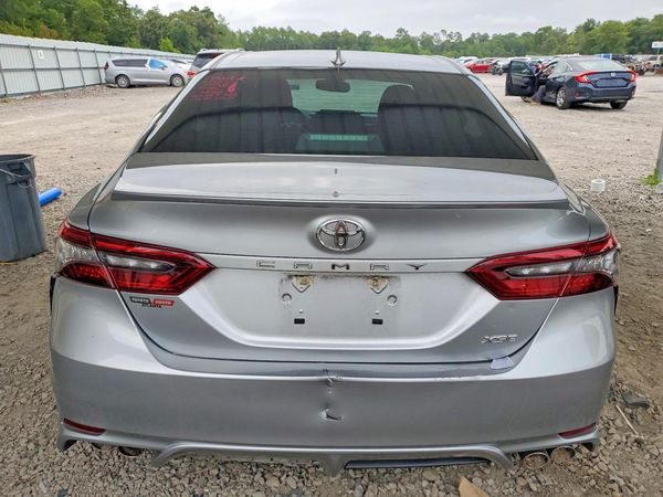 2022 TOYOTA CAMRY XSE