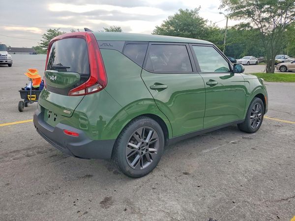 2022 KIA SOUL EX