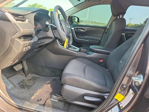 2019 TOYOTA RAV4 XLE / XLE Premium 4WD