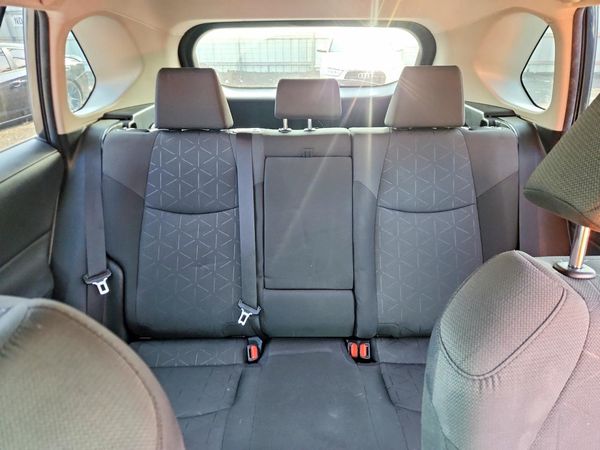 2019 TOYOTA RAV4 XLE / XLE Premium 4WD