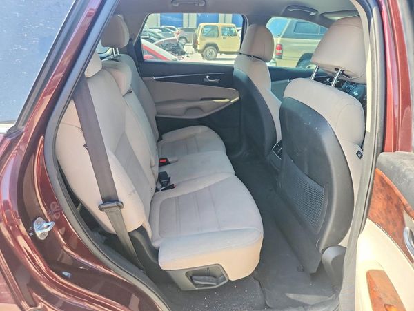 2017 KIA SORENTO