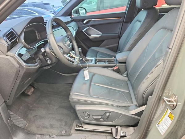 2025 AUDI Q3 S Line quattro Premium