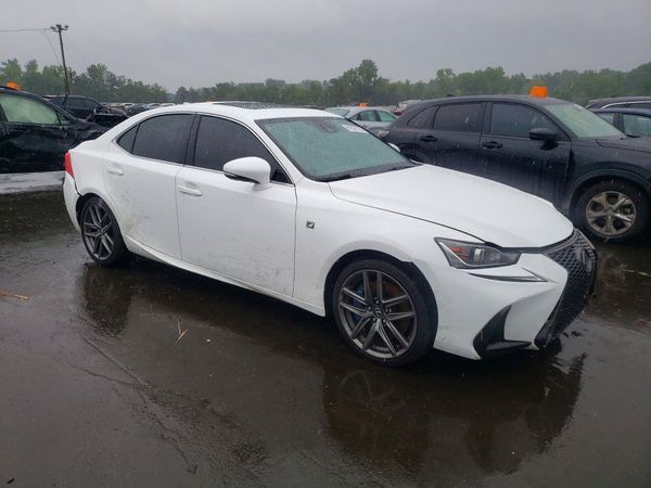 2017 LEXUS IS