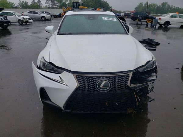 2017 LEXUS IS