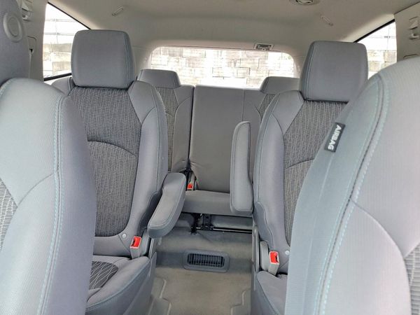 2017 CHEVROLET TRAVERSE 1LT