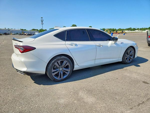 2022 ACURA TLX