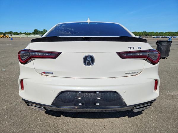 2022 ACURA TLX