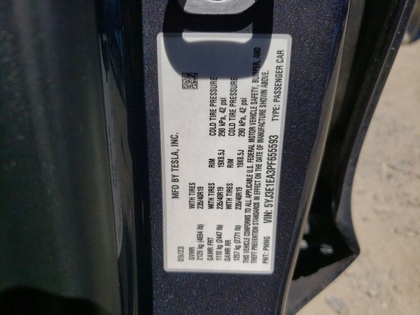 2023 TESLA MODEL 3