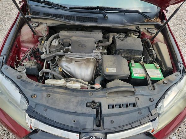 2016 TOYOTA CAMRY