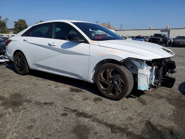 2026 HYUNDAI ELANTRA