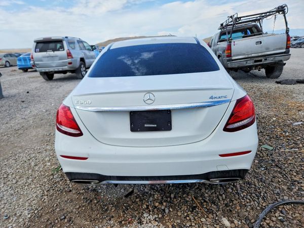 2017 MERCEDES-BENZ E E300-4M