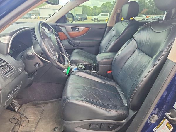 2015 INFINITI QX70