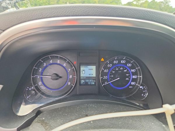 2015 INFINITI QX70