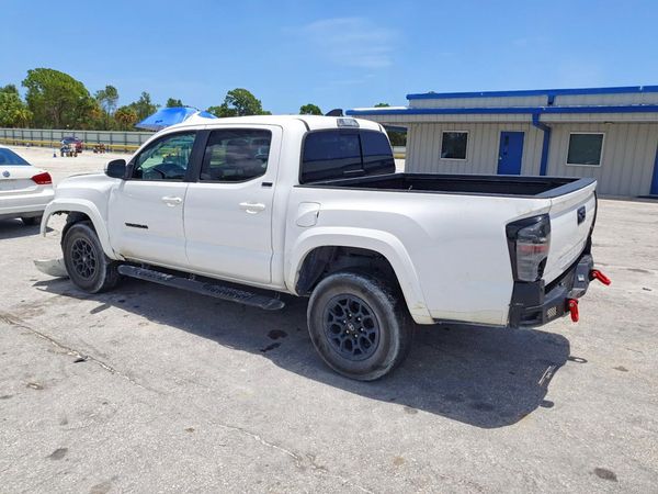 2022 TOYOTA TACOMA SR5
