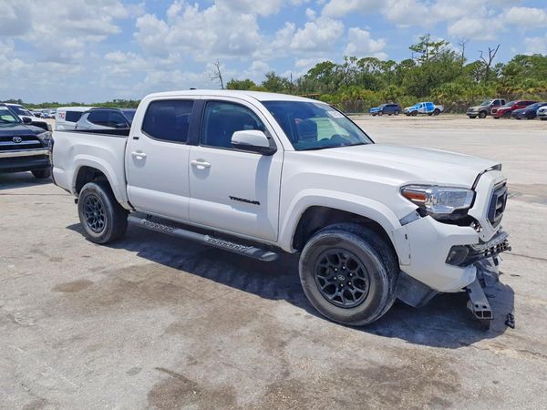 2022 TOYOTA TACOMA SR5