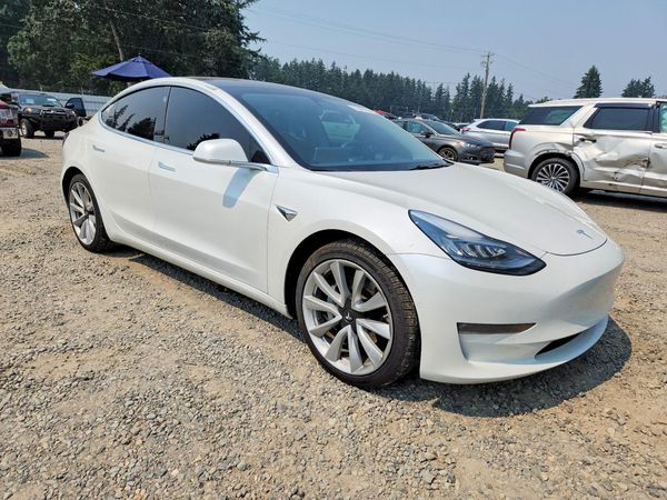 2020 TESLA MODEL 3