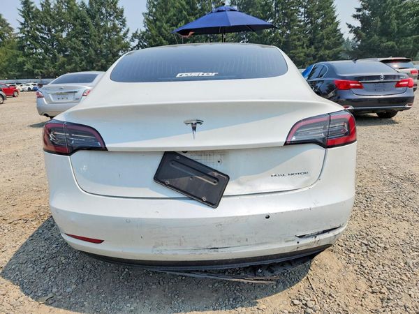 2020 TESLA MODEL 3
