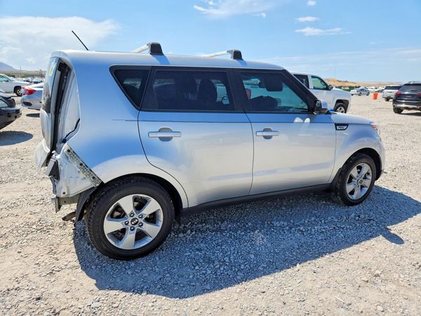 2018 KIA SOUL Base