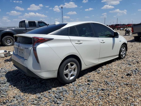 2016 TOYOTA PRIUS