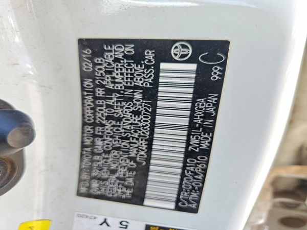 2016 TOYOTA PRIUS