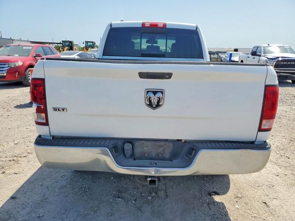 2014 RAM 1500 SLT