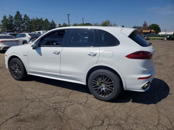 2015 PORSCHE CAYENNE E-Hybrid