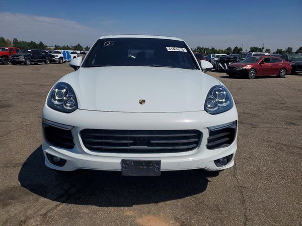 2015 PORSCHE CAYENNE E-Hybrid