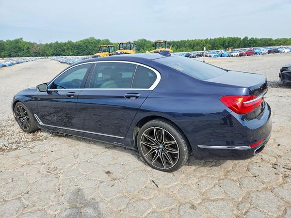 2016 BMW 740