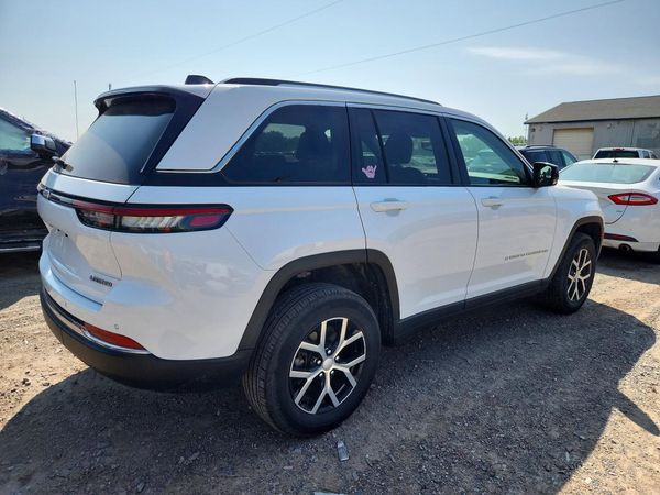 2024 JEEP GRAND CHEROKEE